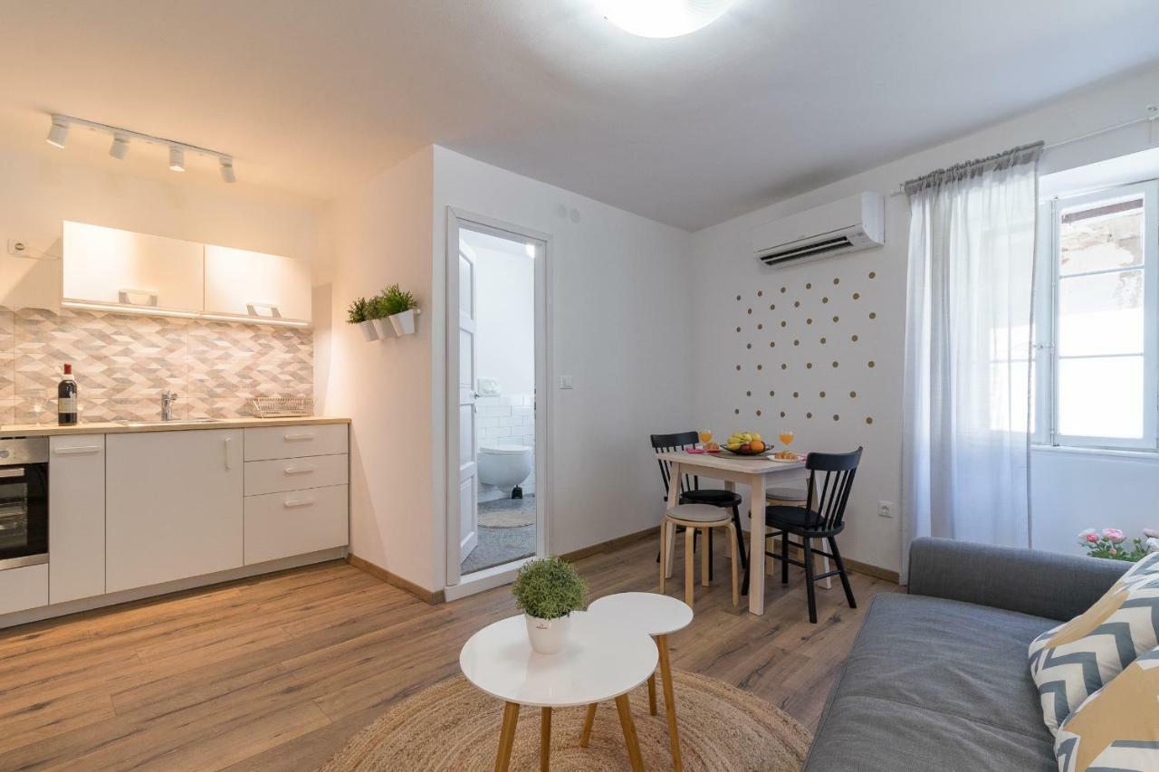 Central New Apartment Nonna Mara Rovinj Exterior foto